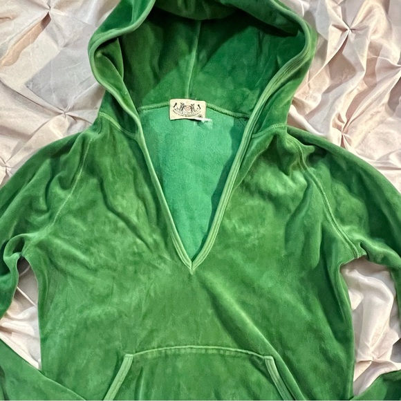 Juicy Couture velour hoodie - Picture 2 of 5